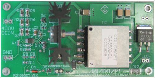 LED驅(qū)動器參考設(shè)計，1.9英寸 x 3.9英寸，雙層板