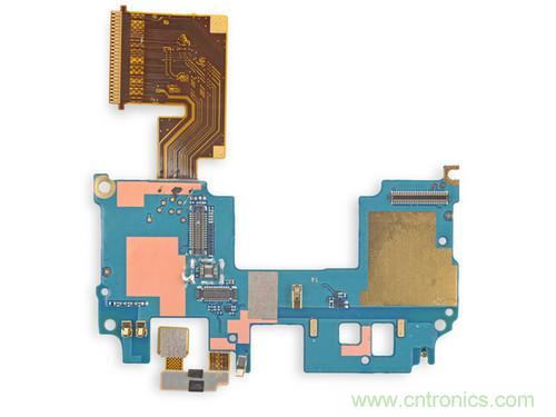 牛人強(qiáng)拆！新HTC One(M8)真機(jī)精密做工難修理