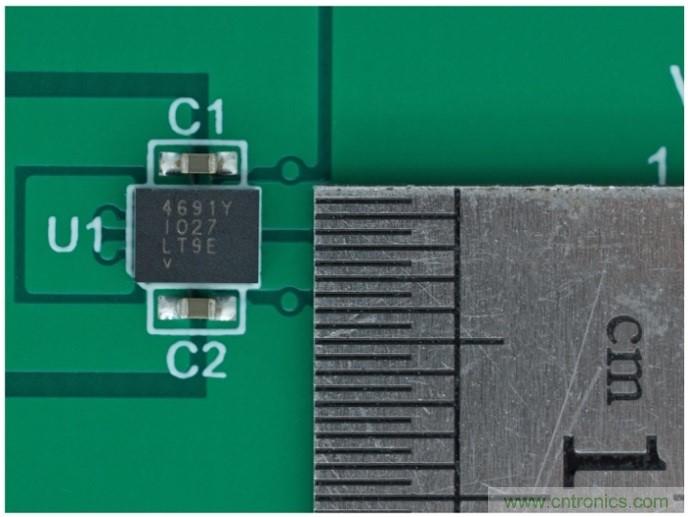 3.6V輸入、雙路輸出µModule降壓穩(wěn)壓器以3mm × 4mm小尺寸為每通道提供2A電流